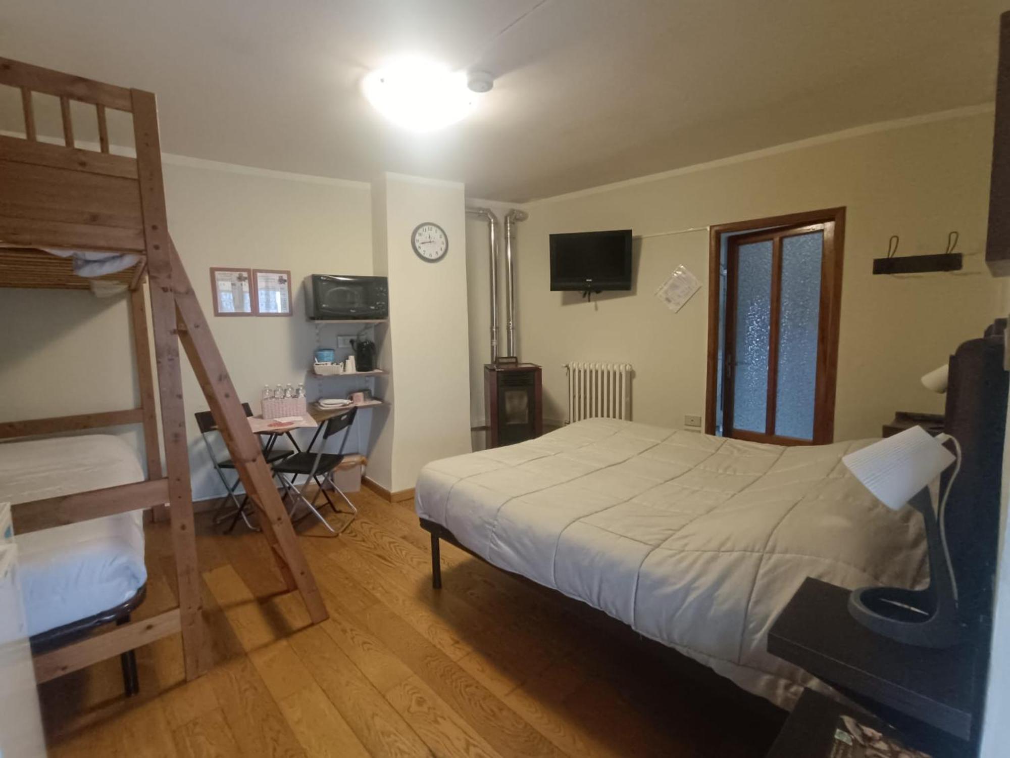 B&B La Marmotta Coazze Exteriör bild
